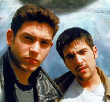 Los hermanos Muñoz, más conocidos como 'Estopa', cultivan una rumba 'canalla' y rockera de gran éxito