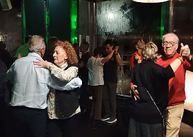 Fiesta BAILAFACIL, 29 noviembre 2025, discopub Na&uacute;tico, Gij&oacute;n. Copyright &copy; www.bailafacil.es. Haz clic para ampliar.